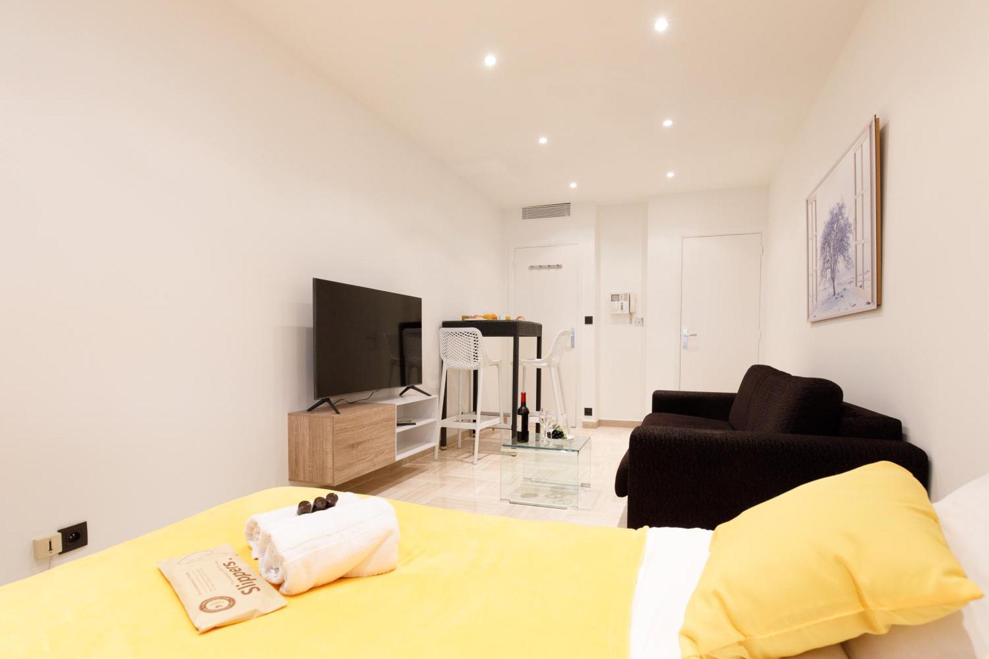 Gray D'Albion 2C4 Yourhosthelper Cannes Ngoại thất bức ảnh